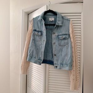Twelve by ontwelfth light wash denim jacket with cream crochet sleeves Size M